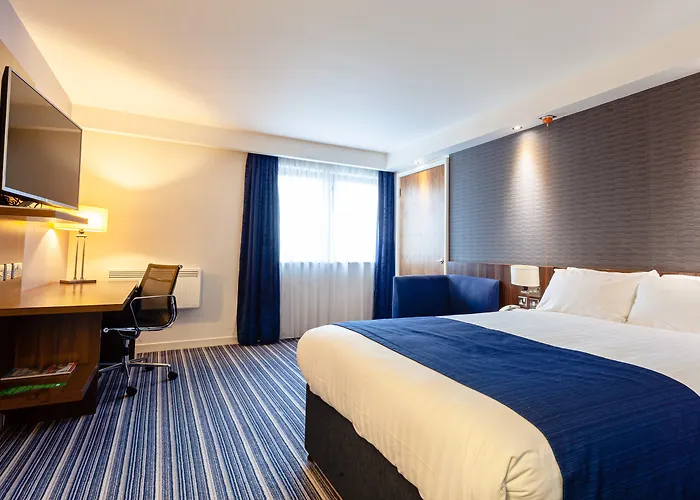 Doubletree By Hilton Edinburgh Airport